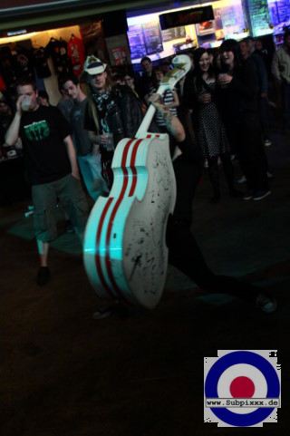 Al + The Black Cats (USA) F-Haus, Jena 25. Mai 2010 (17).JPG